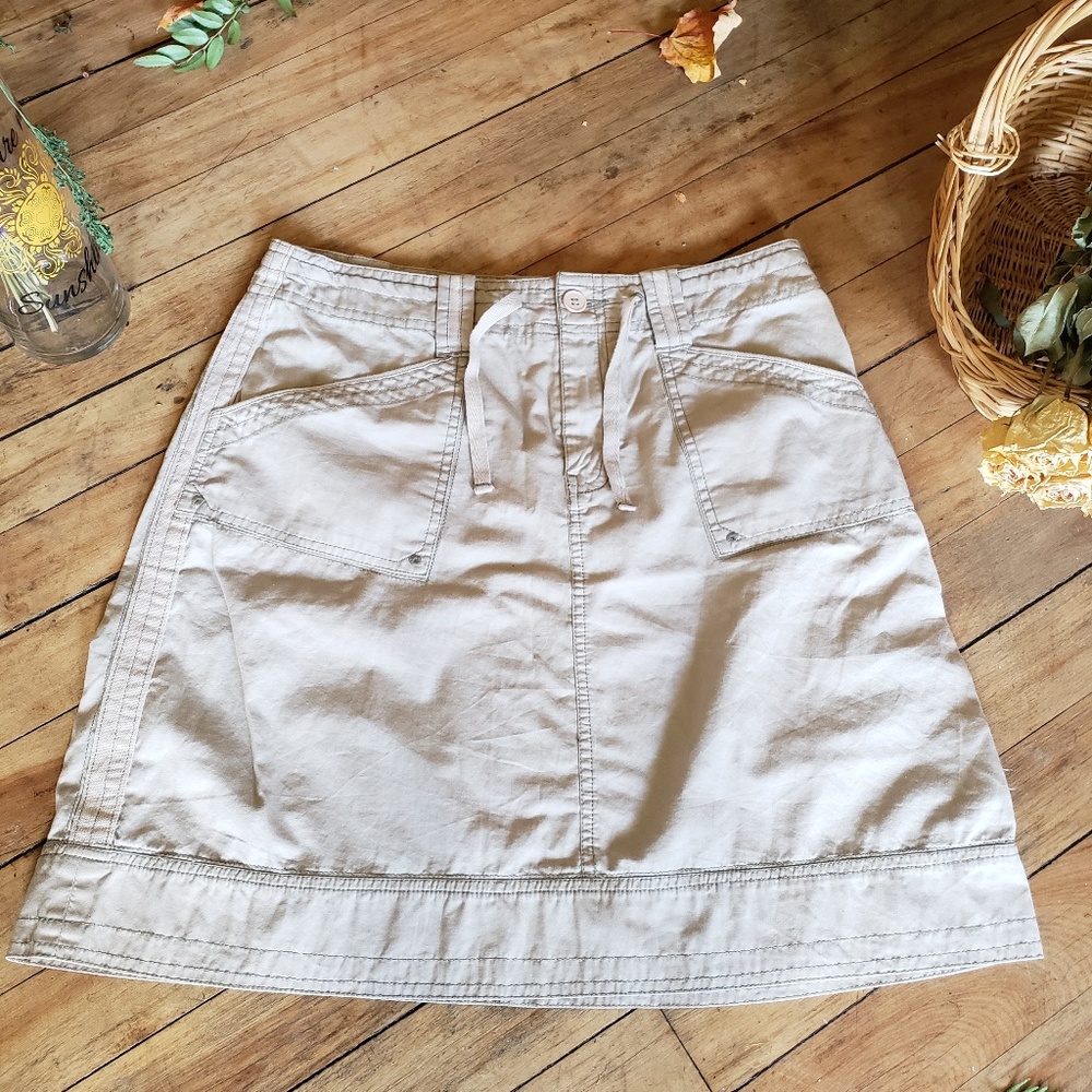 Organic medium cream-colored skirt